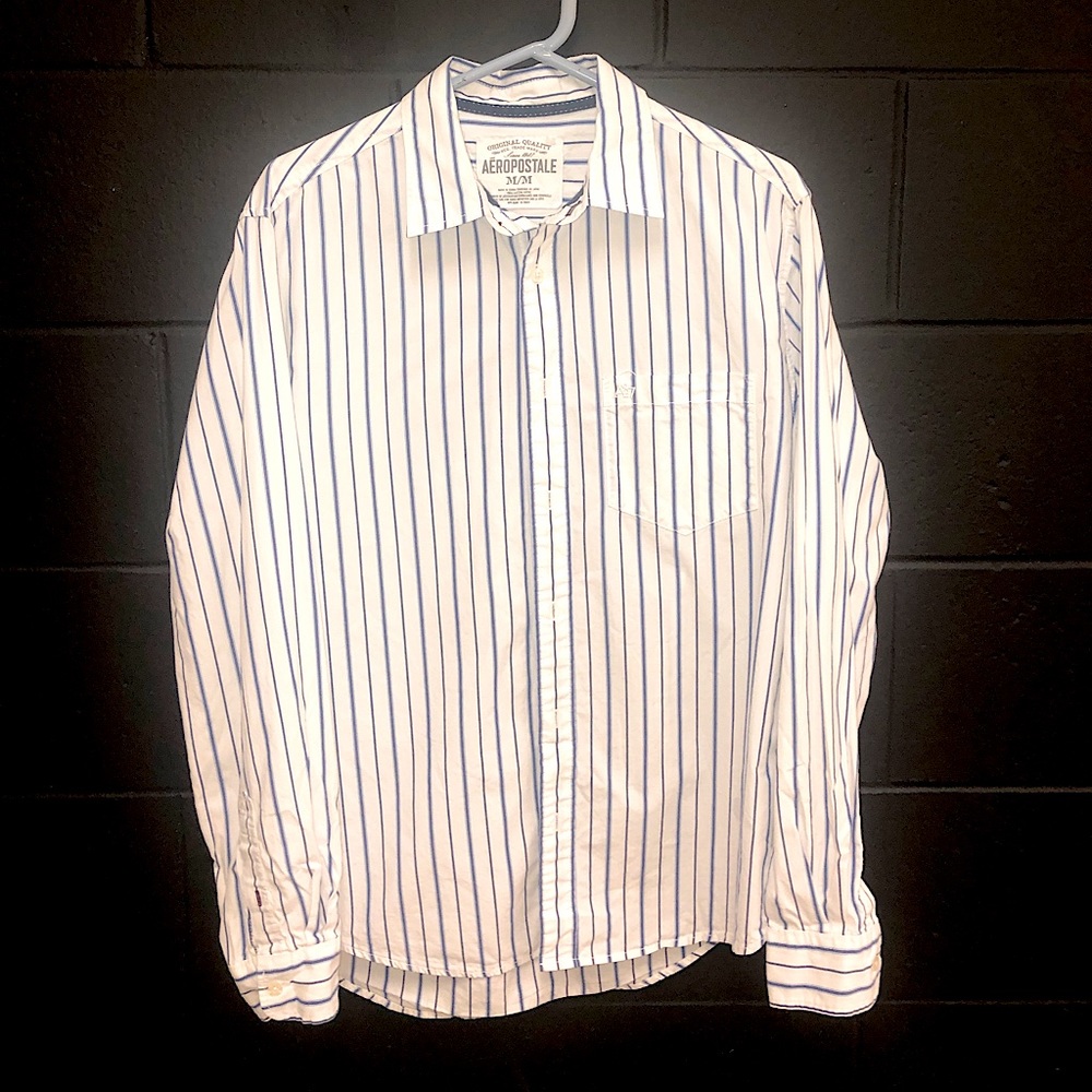 💙 Aeropostale Striped Long Sleeve Button Down